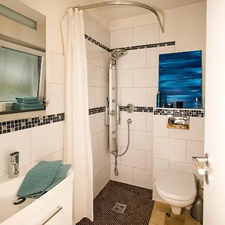 Modernes Und Gemuetliches Designerzimmer Karlsbad Extérieur photo