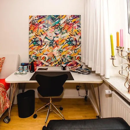Modernes Und Gemuetliches Designerzimmer Karlsbad Extérieur photo