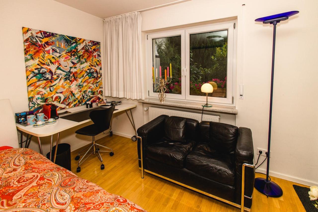 Modernes Und Gemütliches Designerzimmer Karlsbad