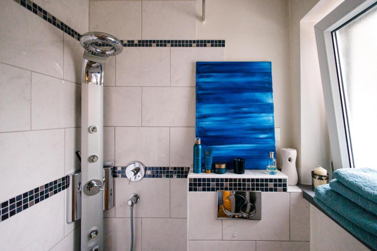 Modernes Und Gemütliches Designerzimmer Privatunterkunft