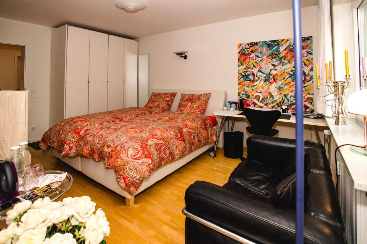 Modernes Und Gemütliches Designerzimmer * Karlsbad